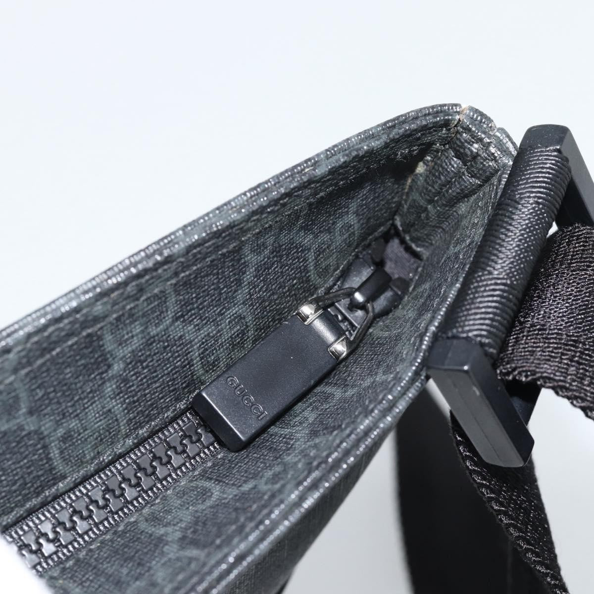 Gucci Vintage Flat Messenger Gg Canvas And Leather Black Canvas Handbag (Pre-Owned)