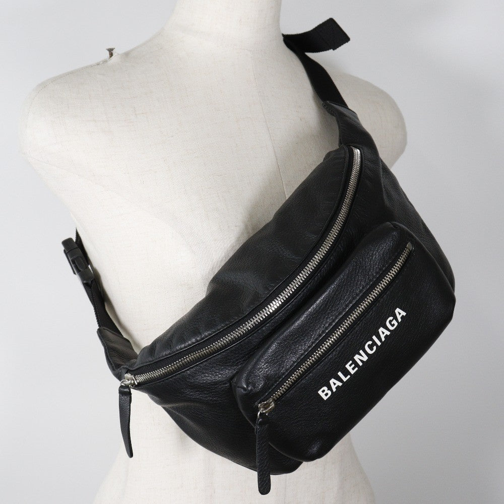 Balenciaga Everyday Waist Leather Black Leather Handbag (Pre-Owned)