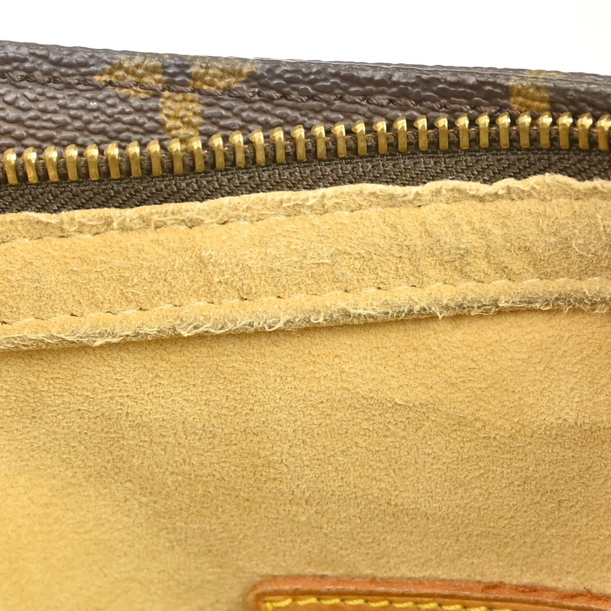 Louis Vuitton Monogram Looping Monogram Canvas Brown Canvas Handbag (Pre-Owned)