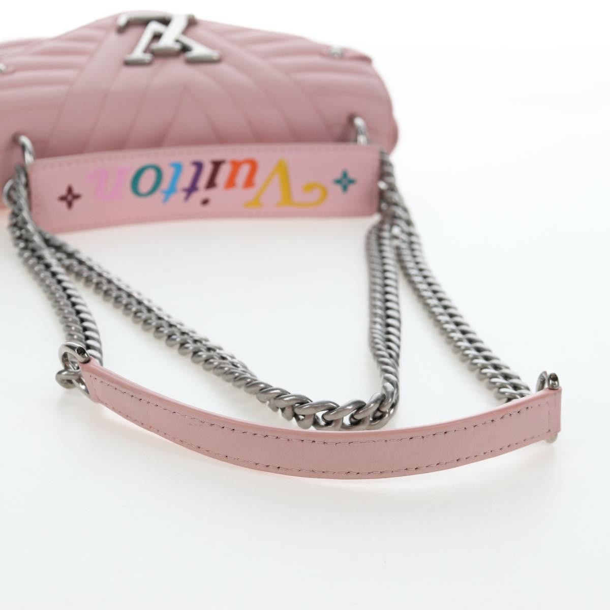 Louis Vuitton New Wave Chain Quilted Leather Pink Leather Handbag (Pre-Owned)