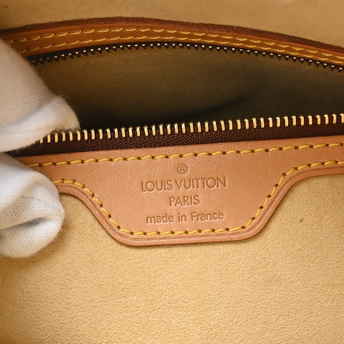Louis Vuitton Monogram Looping Monogram Canvas Brown Canvas Shoulder Bag Bag (Pre-Owned)