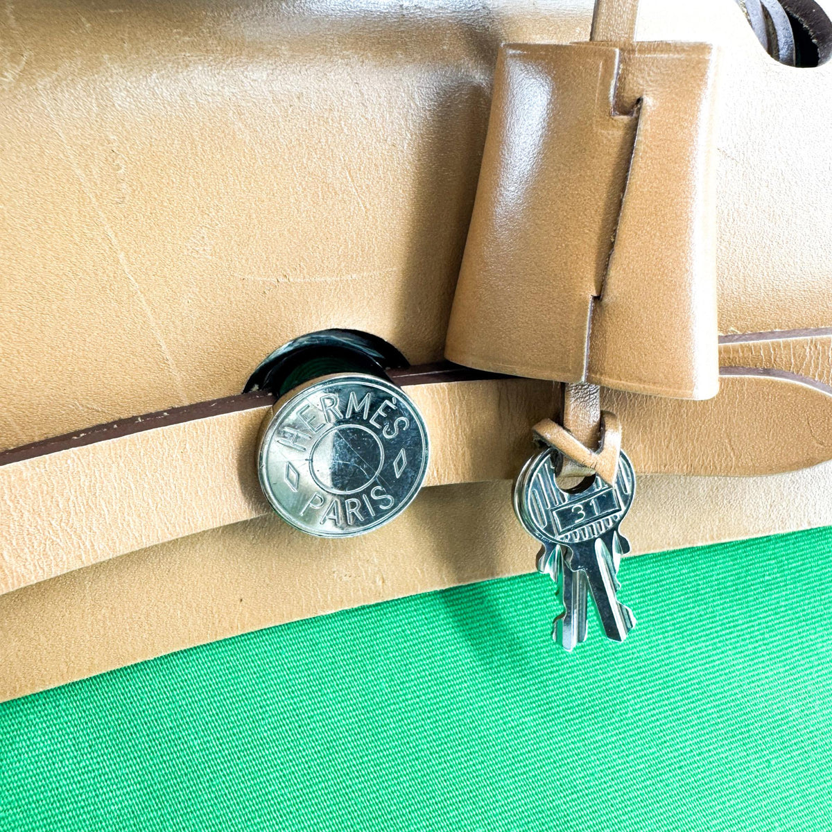 Hermes Herbag Toile And Leather Green Canvas Shoulder Bag Bag (Pre-Owned)