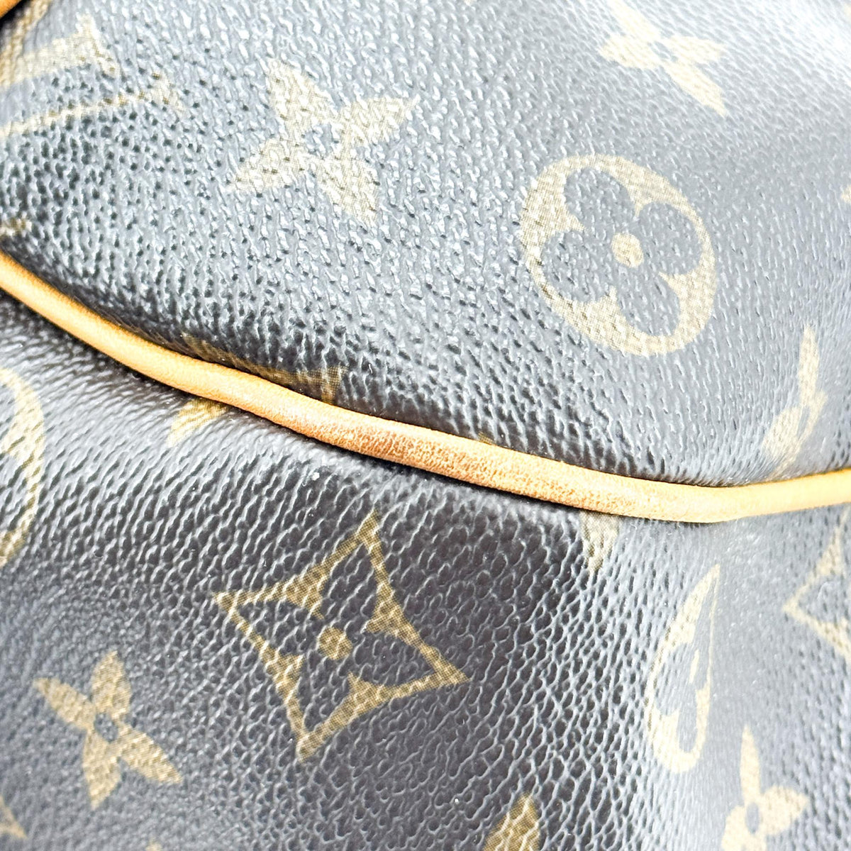 Louis Vuitton Galliera Monogram Canvas Brown Canvas Handbag (Pre-Owned)