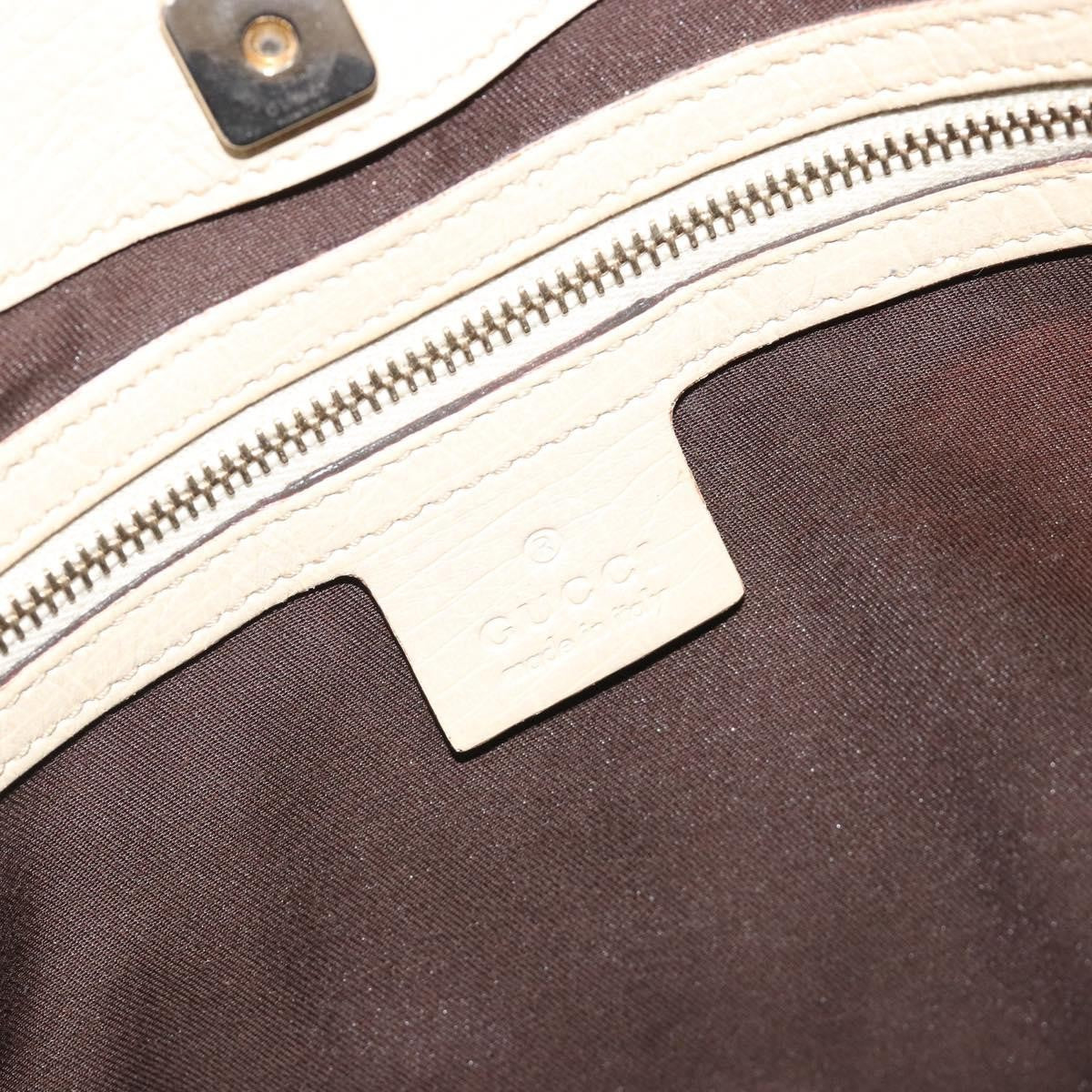 Gucci Hasler Hobo Gg Canvas Beige Canvas Shoulder Bag Bag (Pre-Owned)
