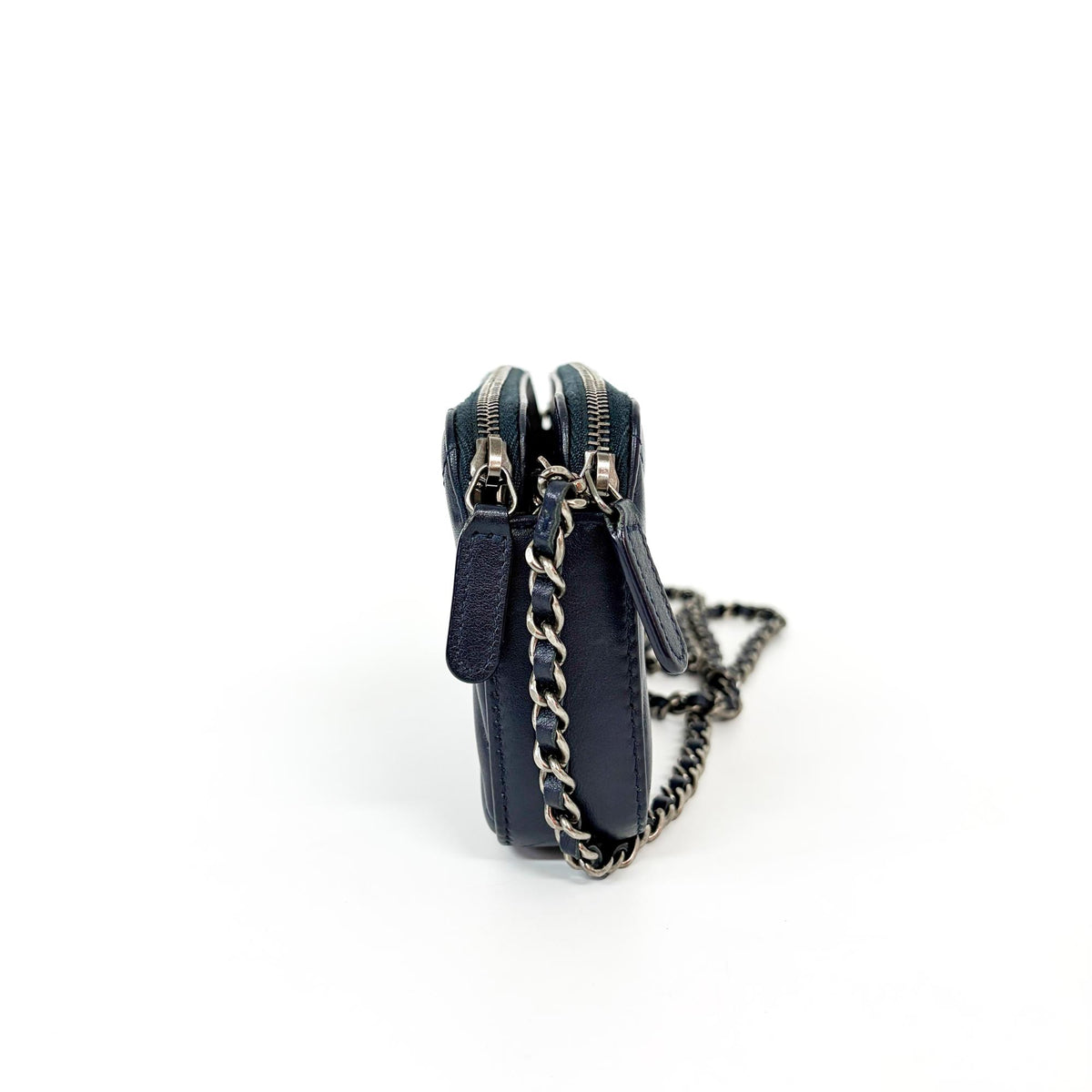 Chanel Cc Double Zip Clutch With Chain Chevron Lambskin Navy Leather Clutche & Pouche Bag (Pre-Owned)
