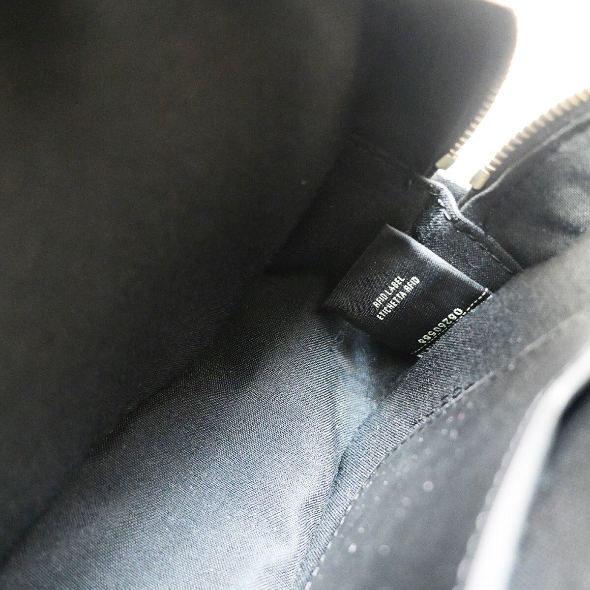 Fendi Camera Zucca Embossed Leather Black Leather Handbag (Pre-Owned)