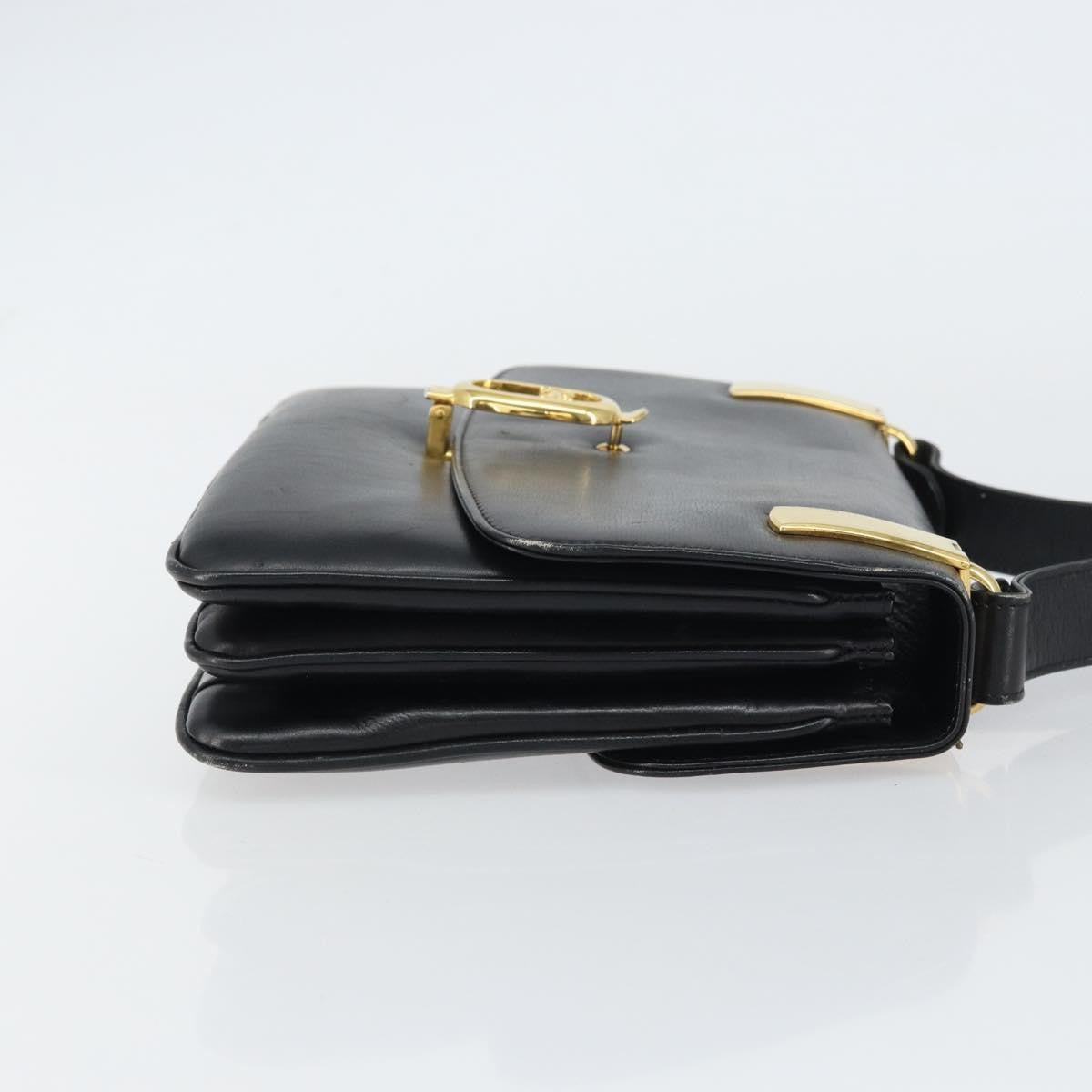 Celine Horse Carriage Leather Black Leather Shoulder Bag Bag (Pre-Owned)