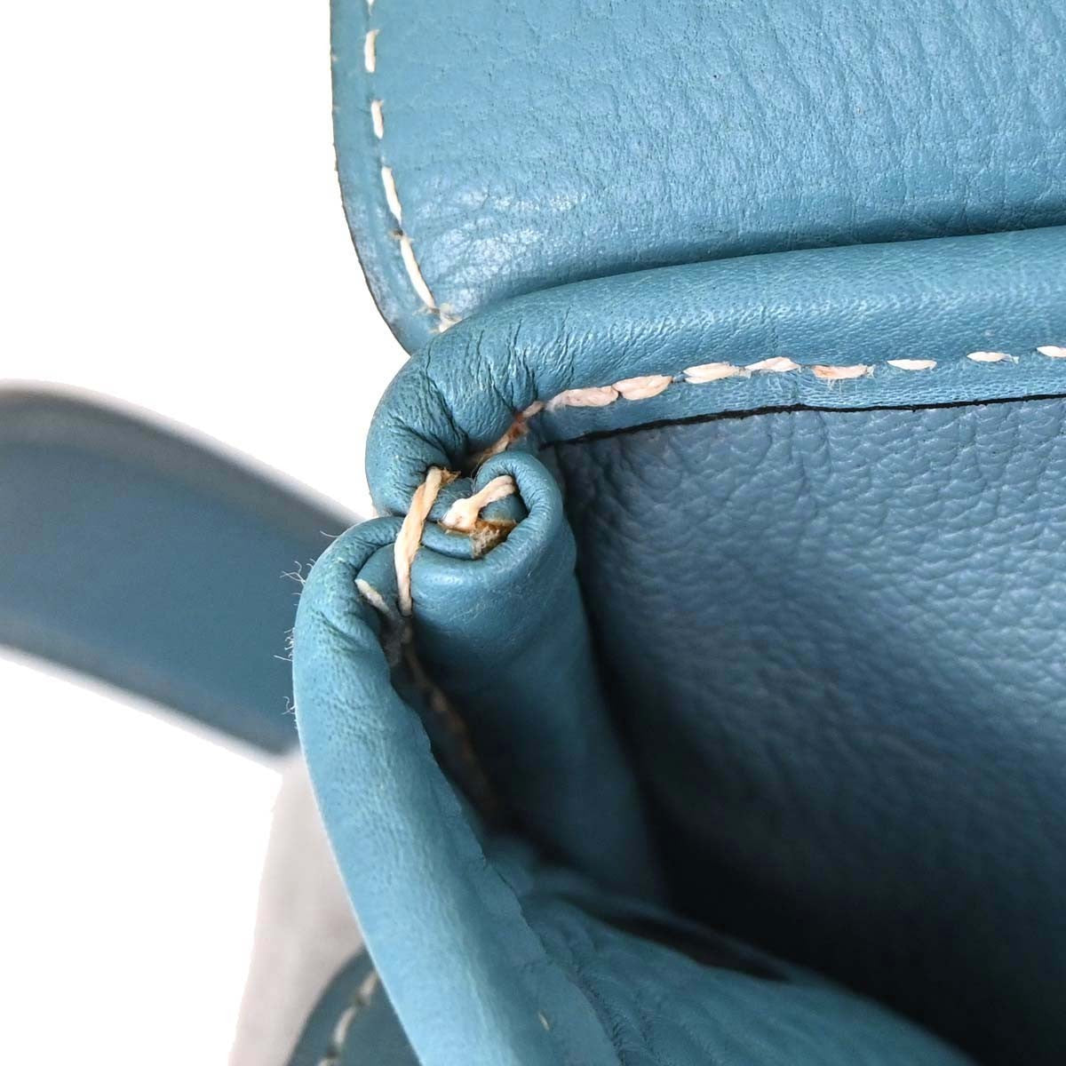 Hermes Christine Leather Blue Leather Handbag (Pre-Owned)