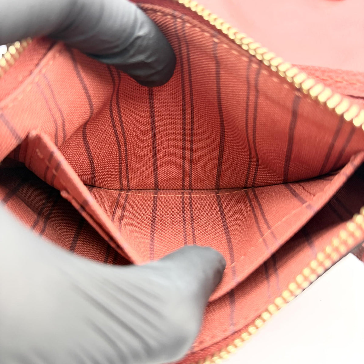 Louis Vuitton Citadine Monogram Empreinte Leather Red Leather Handbag (Pre-Owned)
