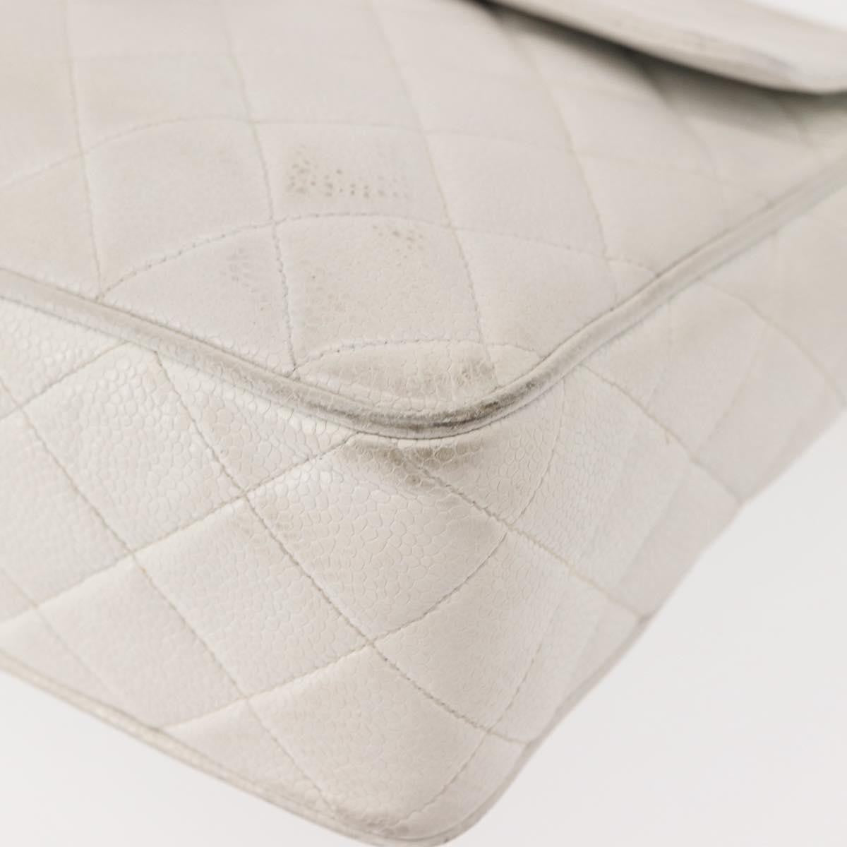 Chanel Vintage Front Pocket Camera Quilted Caviar White Leather Shoulder Bag Bag (Pre-Owned)