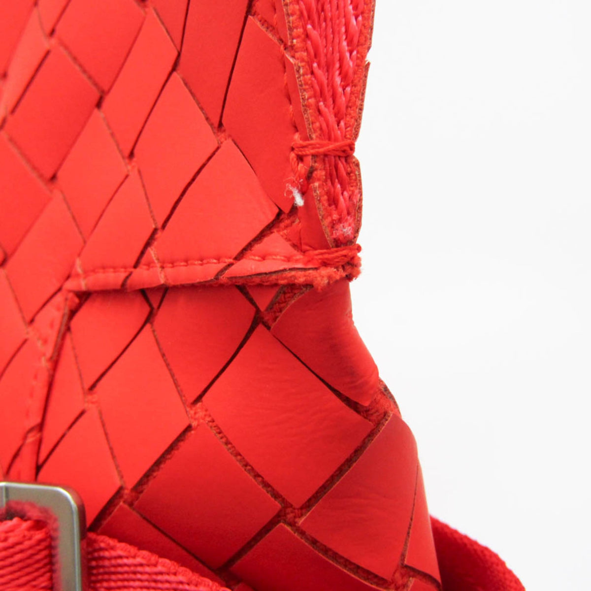 Bottega Veneta Fold-Over Intrecciato Effect Rubber Red Rubber Backpack Bag (Pre-Owned)