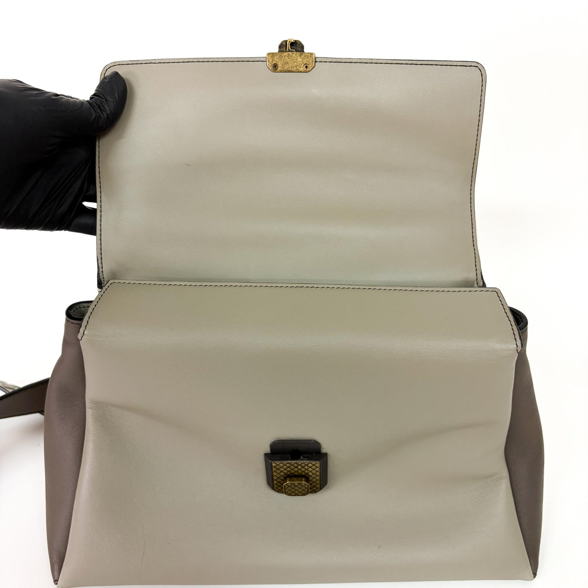 Bottega Veneta Piazza Top Handle Leather With Intrecciato Detail Gray Leather Handbag (Pre-Owned)
