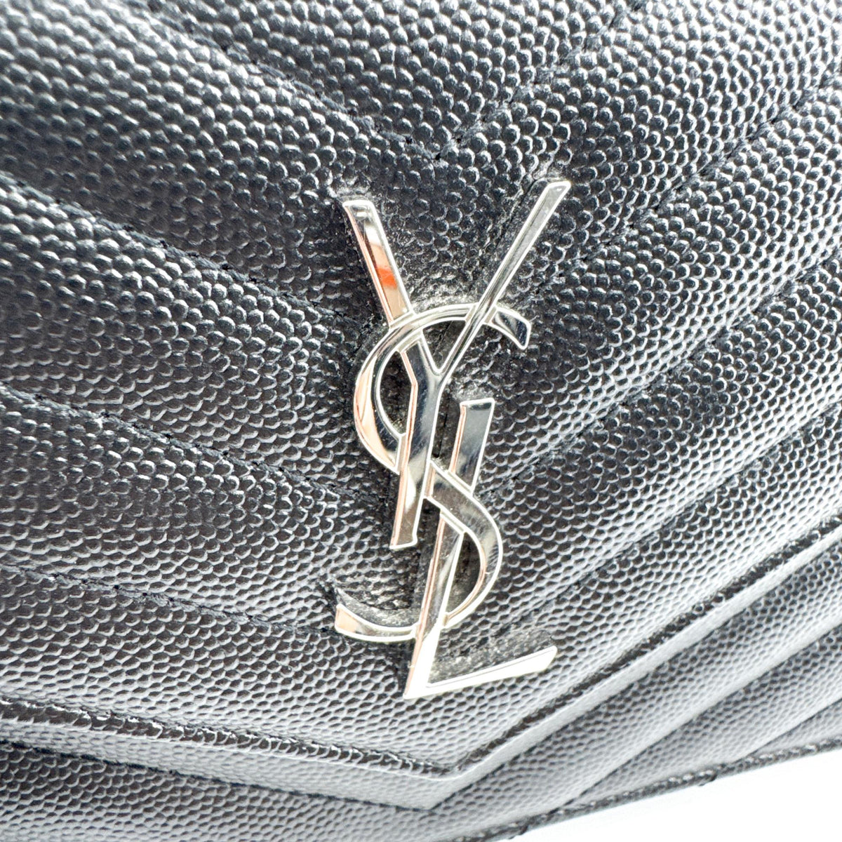 Saint Laurent Classic Monogram Wallet On Chain Matelasse Chevron Leather Black Leather Crossbody Bag Bag (Pre-Owned)