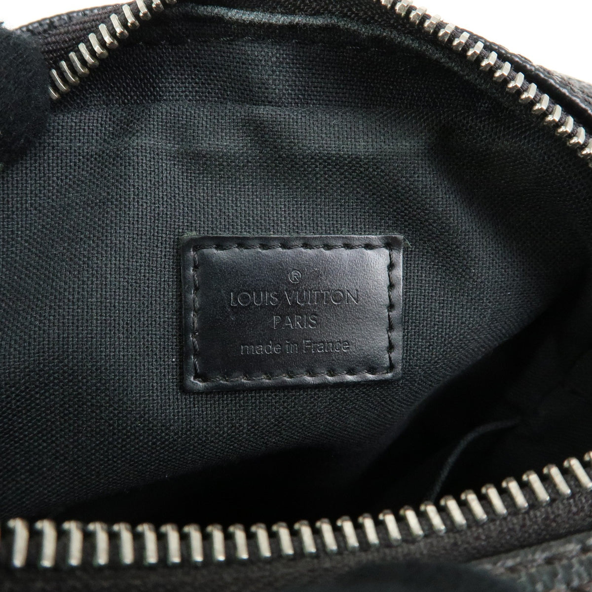 Louis Vuitton Rem Damier Graphite Black Canvas Handbag (Pre-Owned)