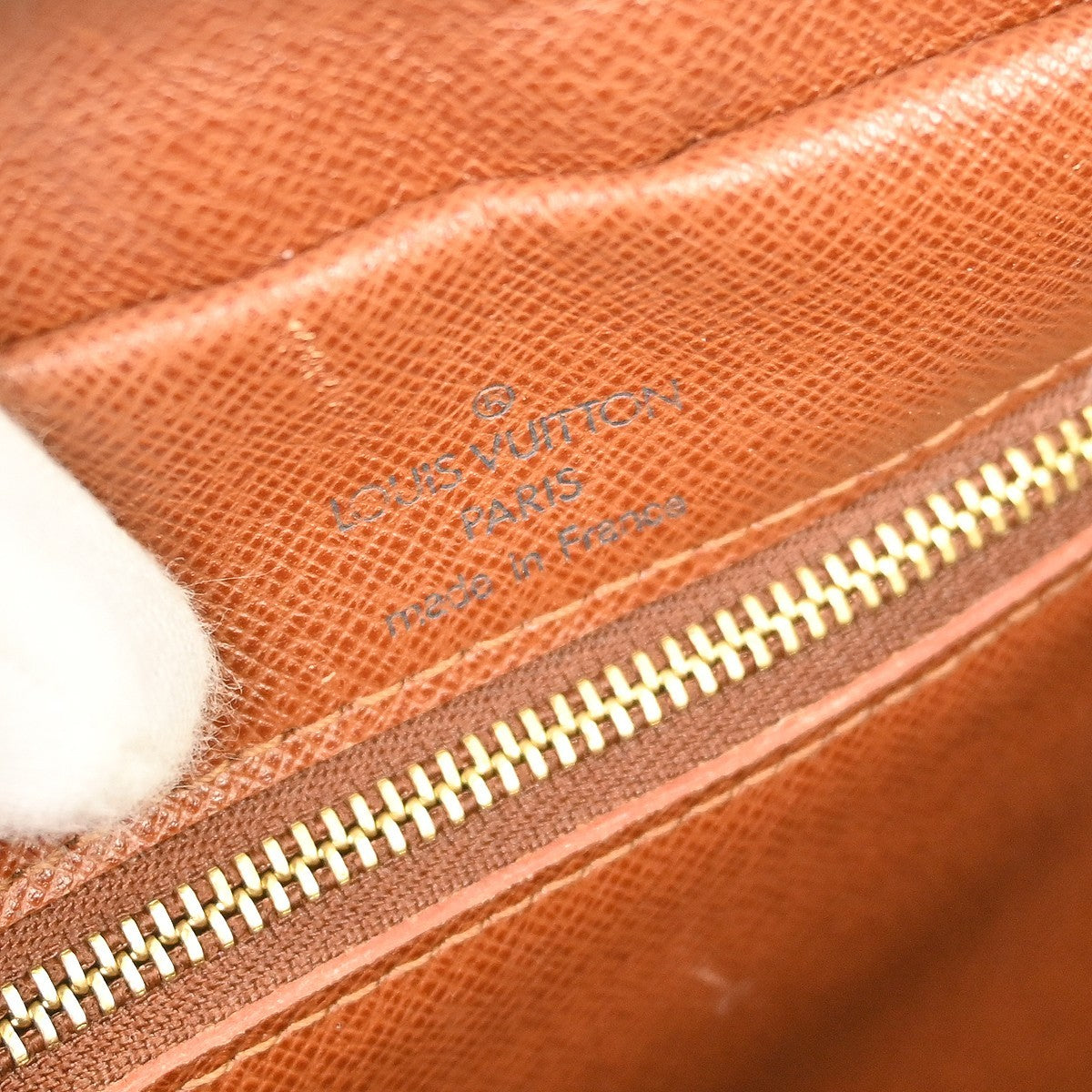 Louis Vuitton Nil Messenger Monogram Canvas Brown Canvas Shoulder Bag Bag (Pre-Owned)