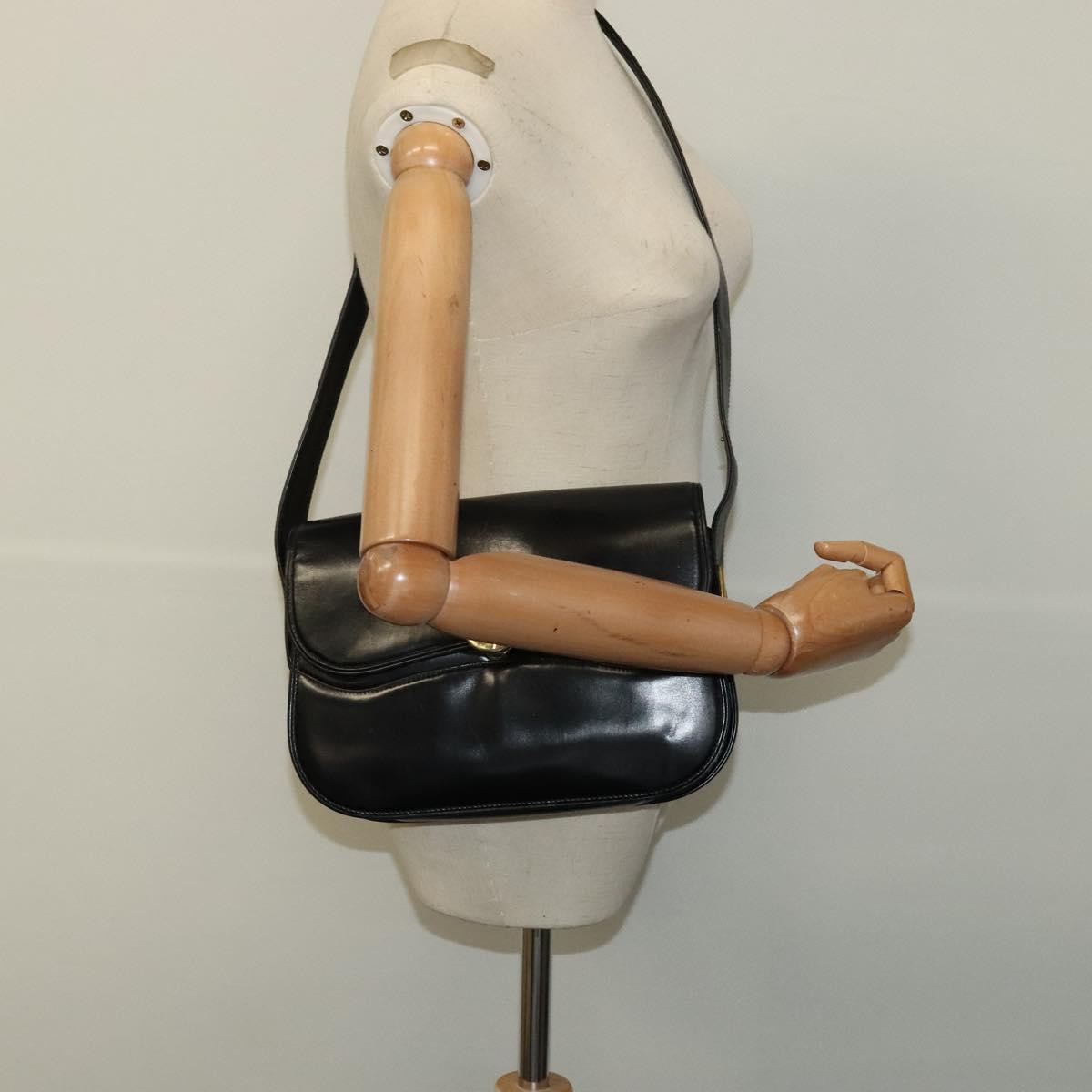 Gucci Vintage Leather Black Leather Shoulder Bag Bag (Pre-Owned)