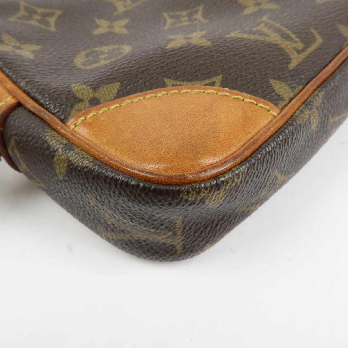 Louis Vuitton Marly Dragonne Clutch Monogram Canvas Brown Canvas Clutche & Pouche Bag (Pre-Owned)