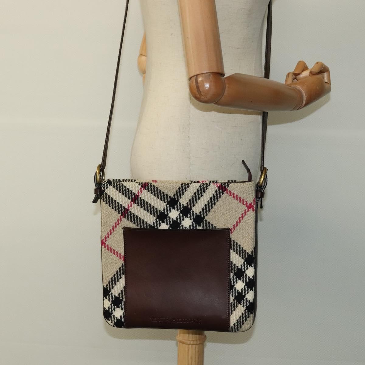 Burberry Nova Check Canvas Beige Canvas Shoulder Bag Bag (Pre-Owned)