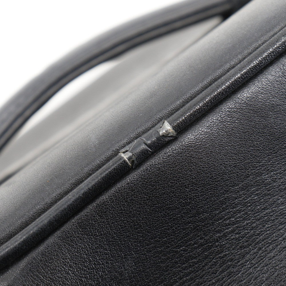 Chanel Vintage Cosmetic Case Leather Black Leather Clutche & Pouche Bag (Pre-Owned)