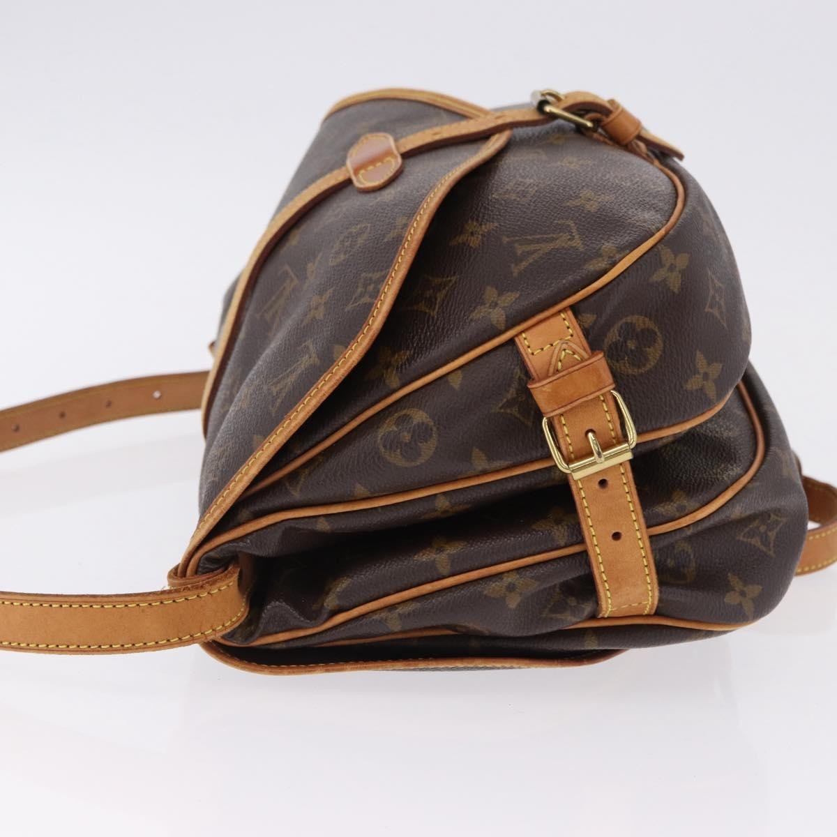 Louis Vuitton Saumur Monogram Brown Canvas Shoulder Bag Bag (Pre-Owned)
