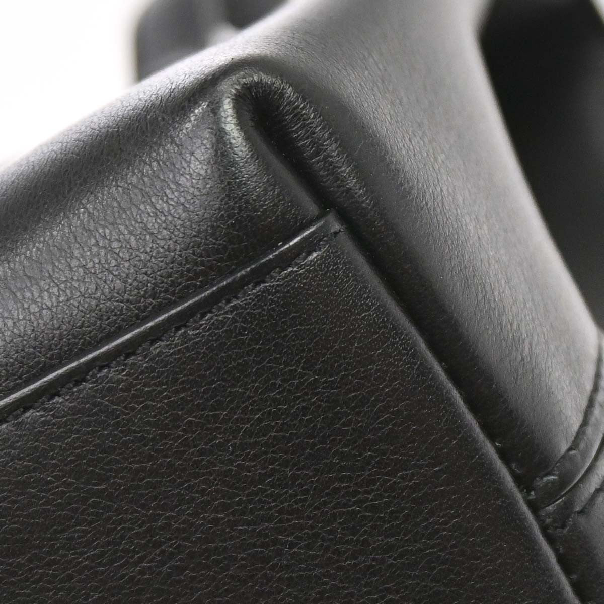 Cartier Cabochon Leather Black Leather Handbag (Pre-Owned)