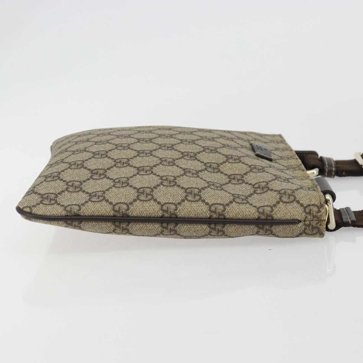 Gucci Zip Top Messenger Gg Canvas With Leather Beige Canvas Crossbody Bag Bag (Pre-Owned)