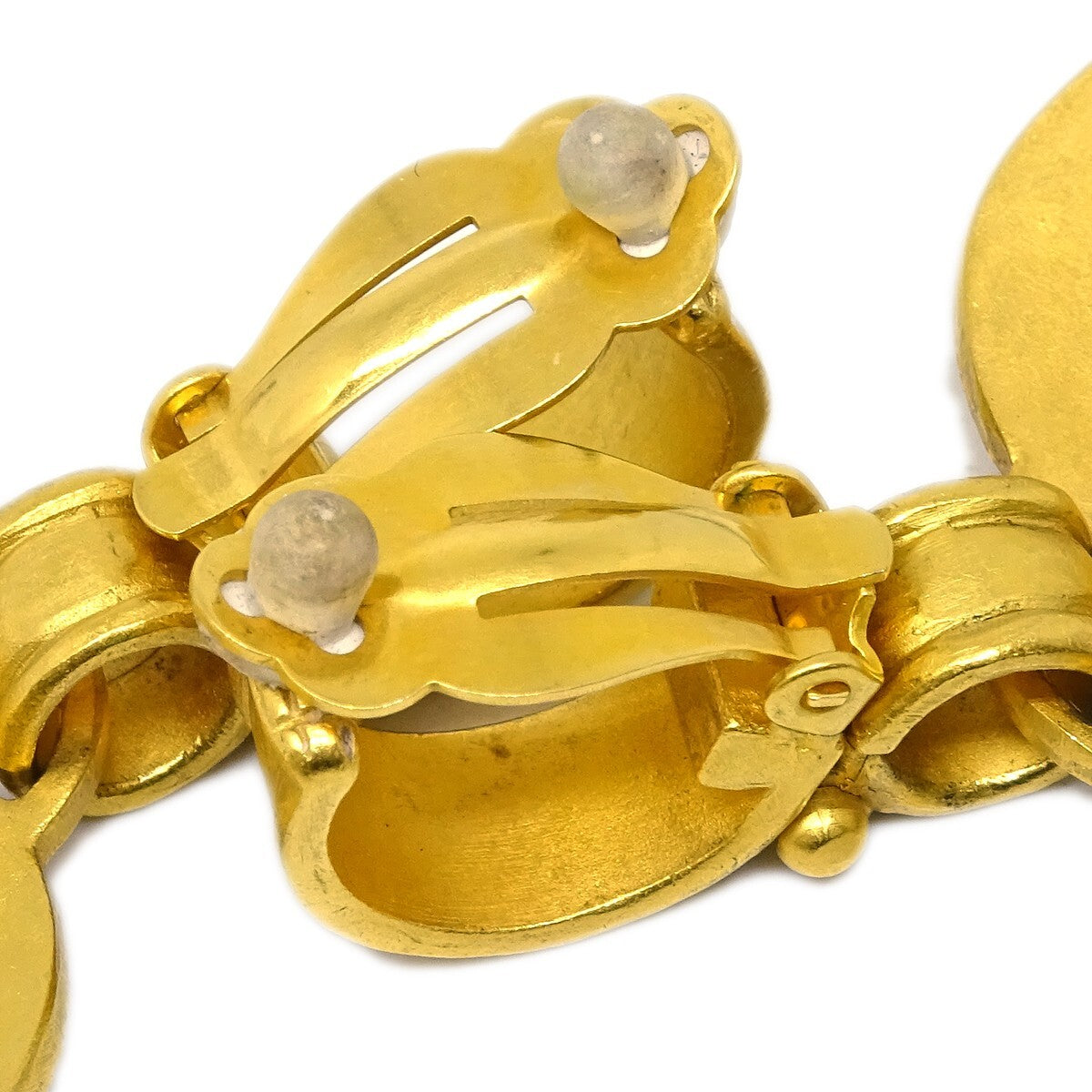 Chanel Vintage Cc Heart Cut Out Drop Clip-On Metal Gold Gold_Plated Earrings Jewelry (Pre-Owned)