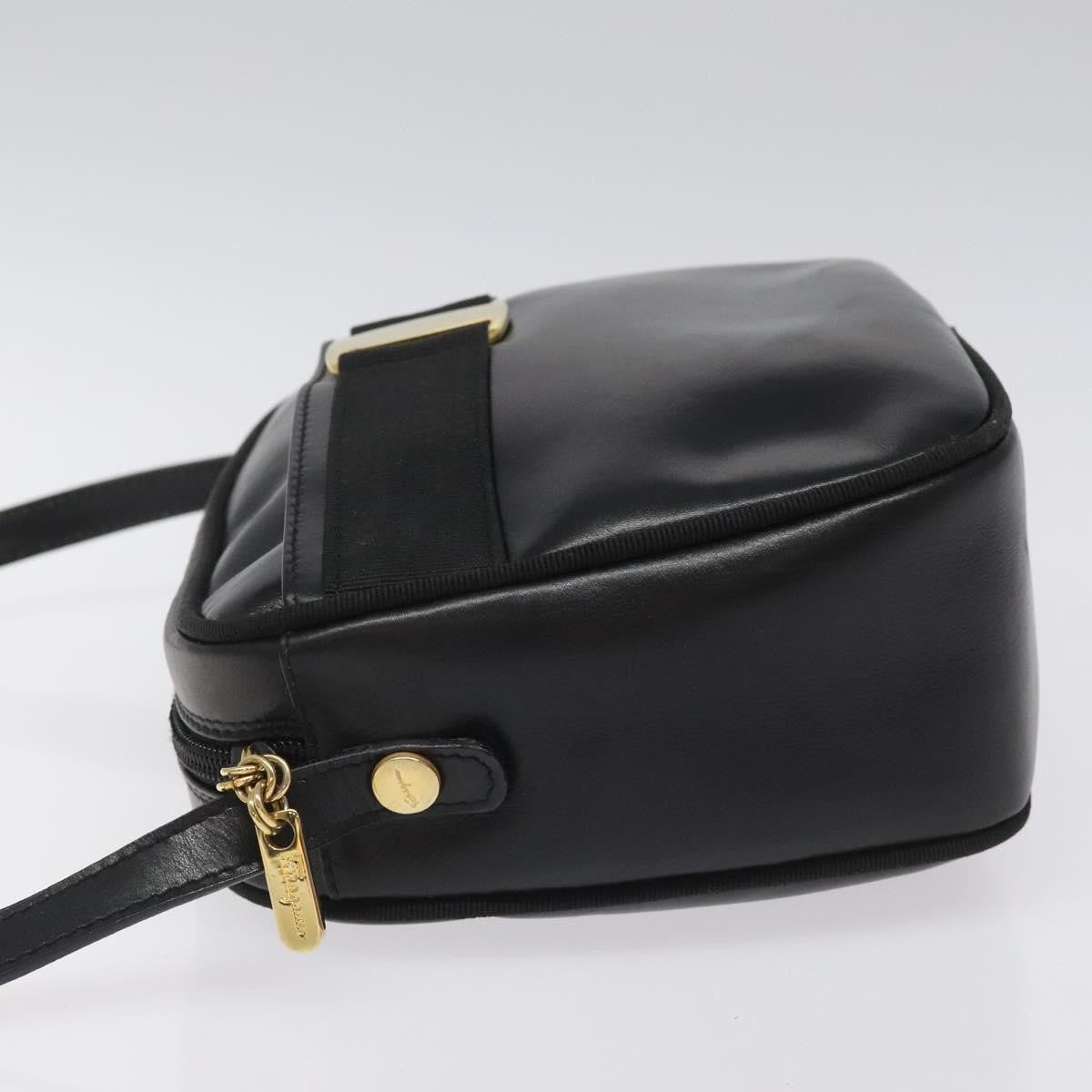 Salvatore Ferragamo Vara Bow Camera Leather Black Leather Shoulder Bag Bag (Pre-Owned)