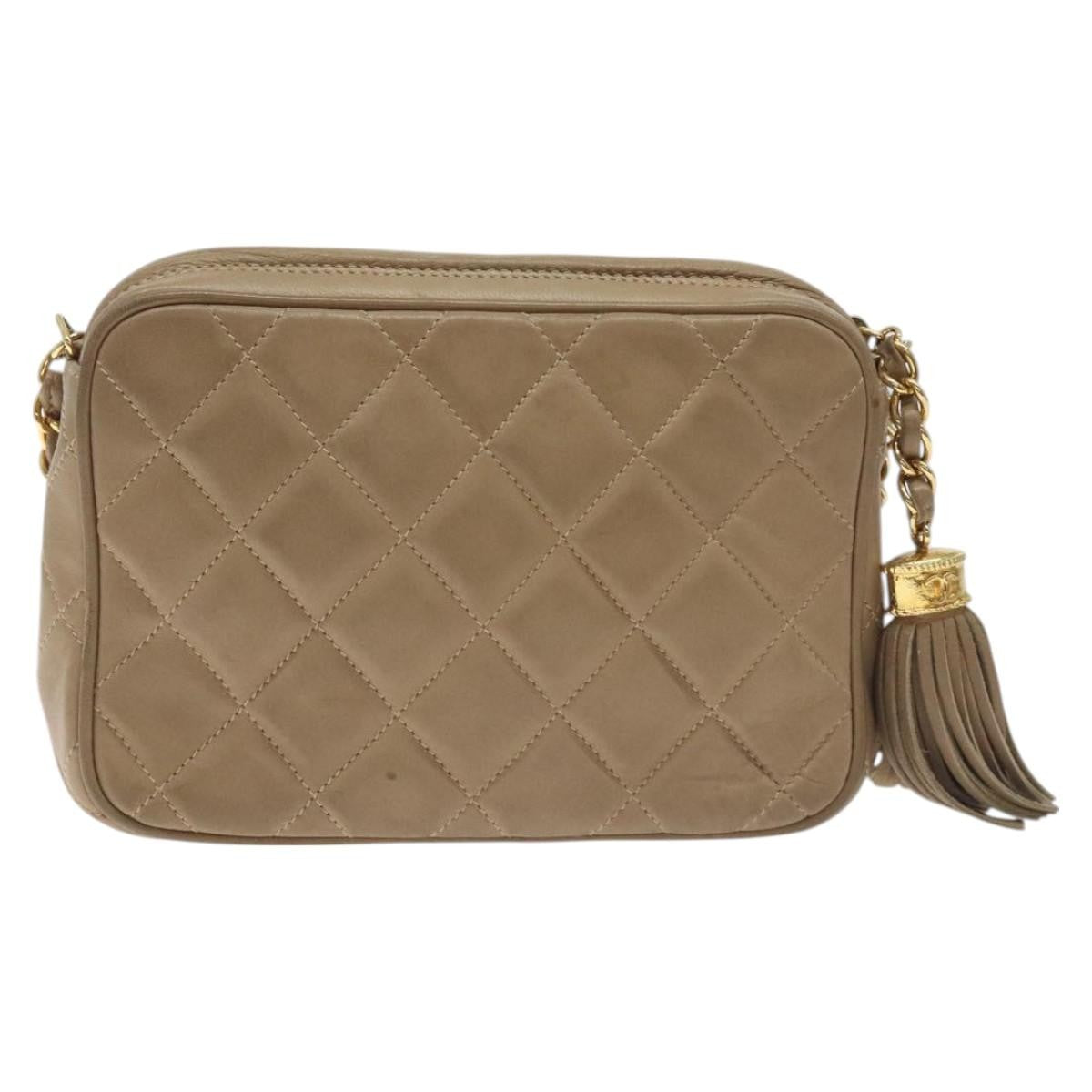 Chanel Vintage Diamond Cc Camera Quilted Leather Beige Leather Shoulder Bag Bag (Pre-Owned)