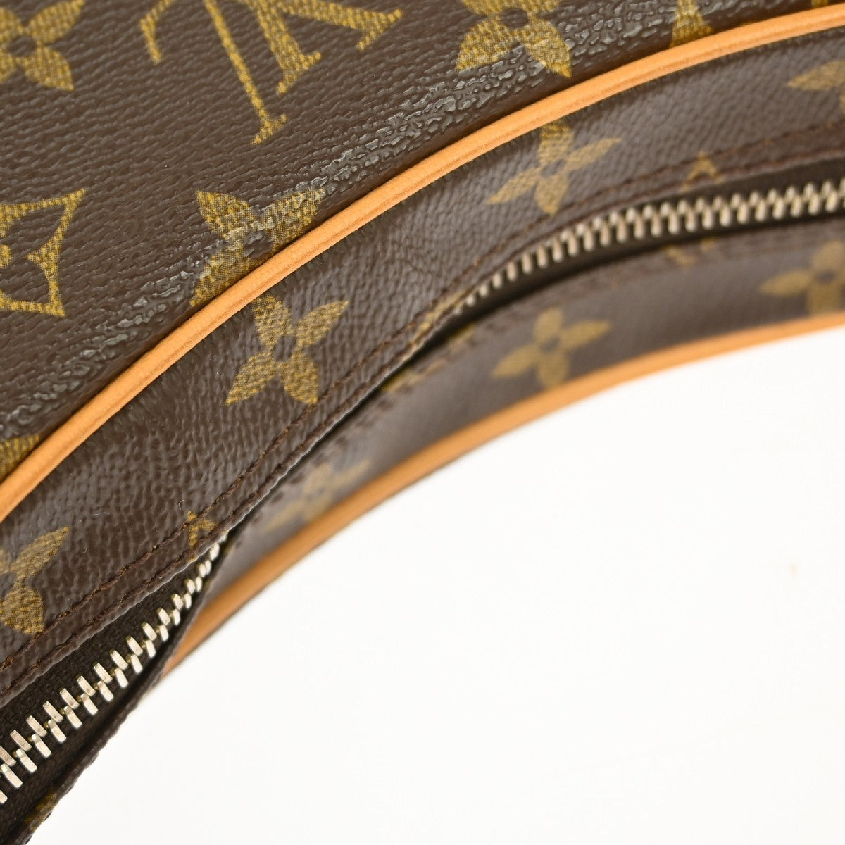 Louis Vuitton Croissant Monogram Brown Canvas Shoulder Bag Bag (Pre-Owned)