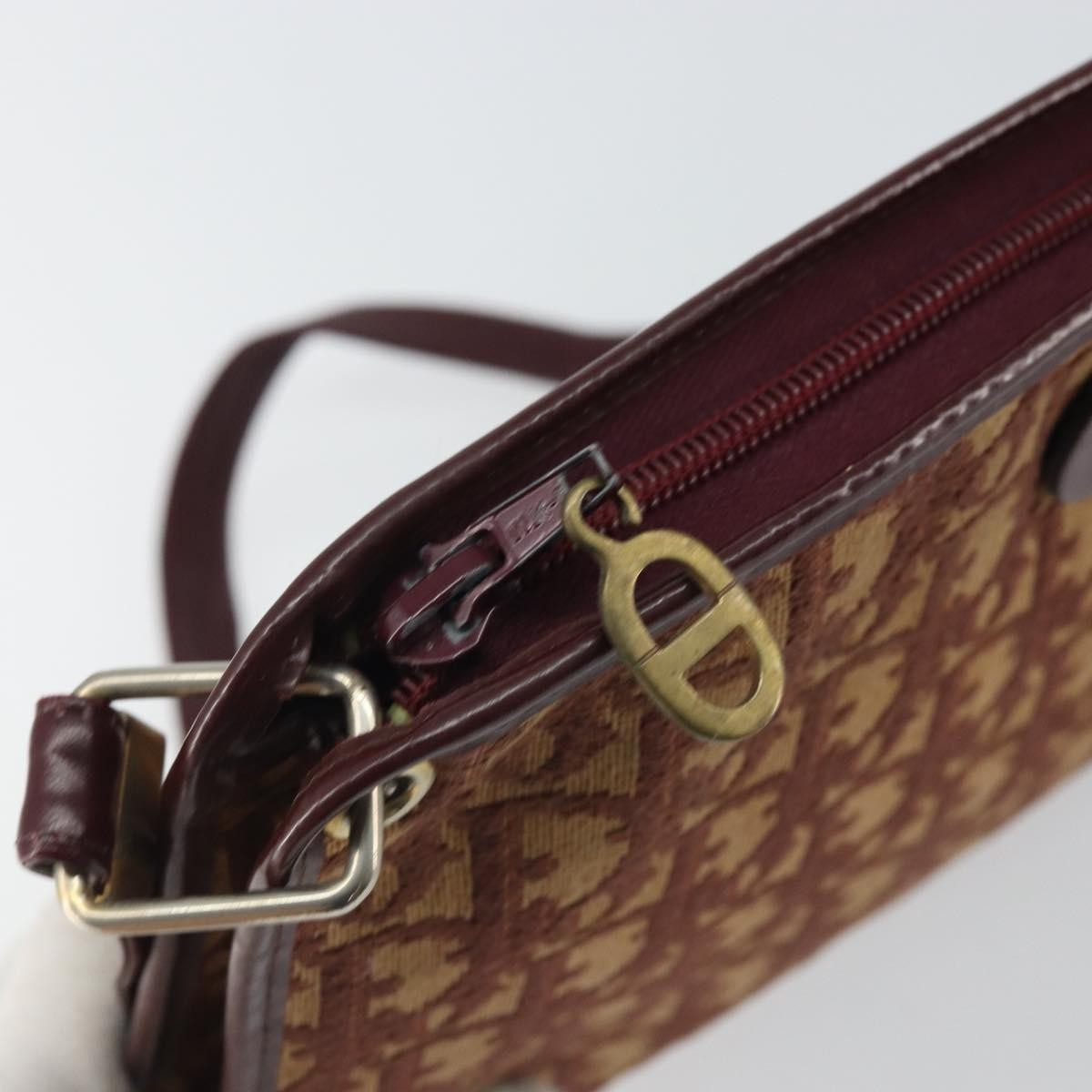 Christian Dior Vintage Trotter Canvas Red Canvas Shoulder Bag Bag (Pre-Owned)