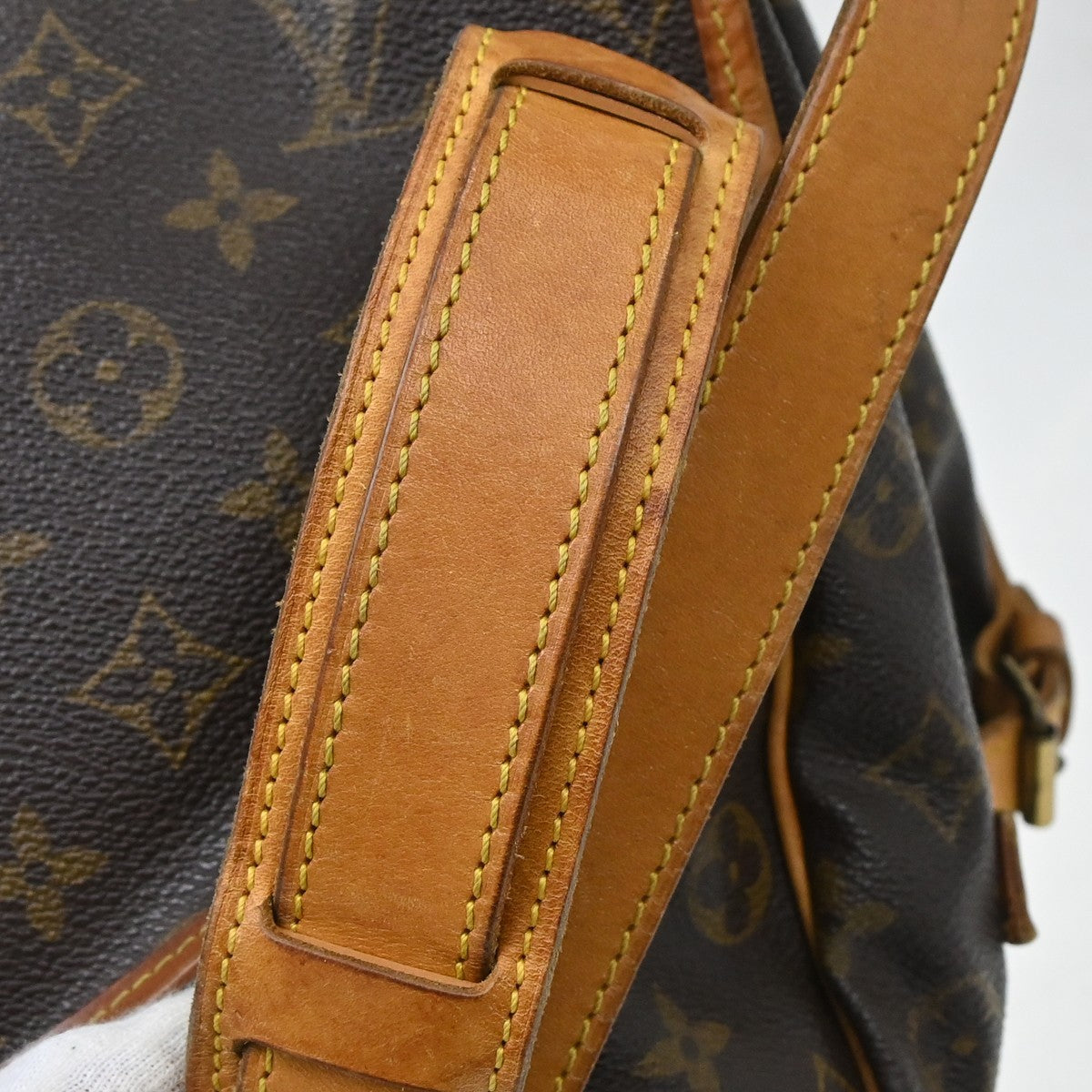 Louis Vuitton Saumur Monogram Canvas Brown Canvas Shoulder Bag Bag (Pre-Owned)
