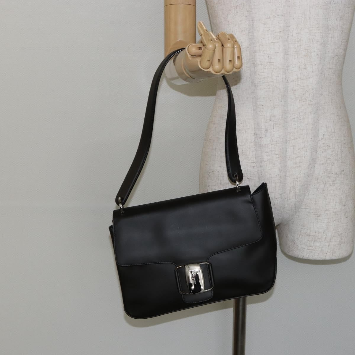 Salvatore Ferragamo Vala Leather Black Leather Bag (Pre-Owned)