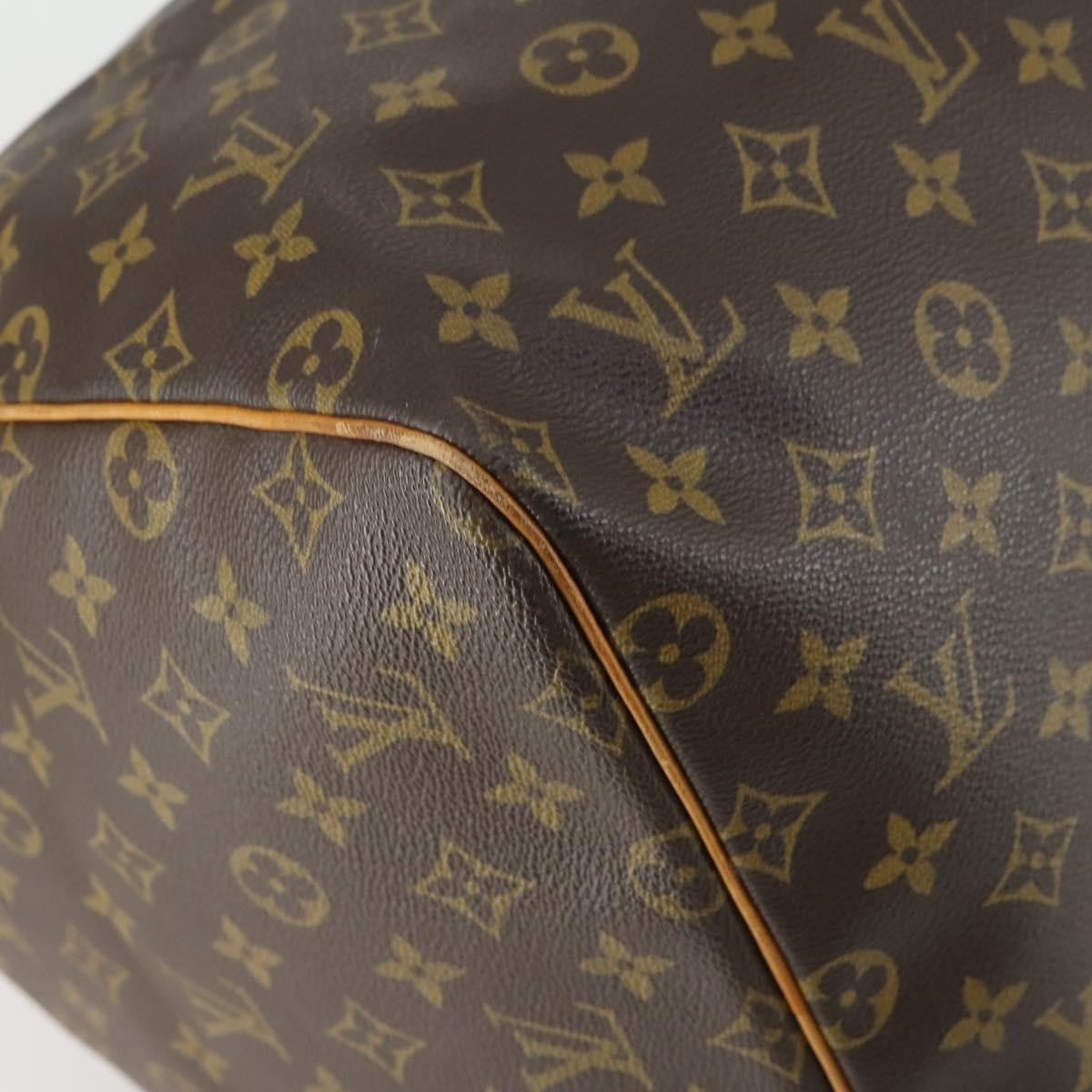 Louis Vuitton Keepall Monogram Canvas Brown Canvas Travel Bag Bag (Pre-Owned)