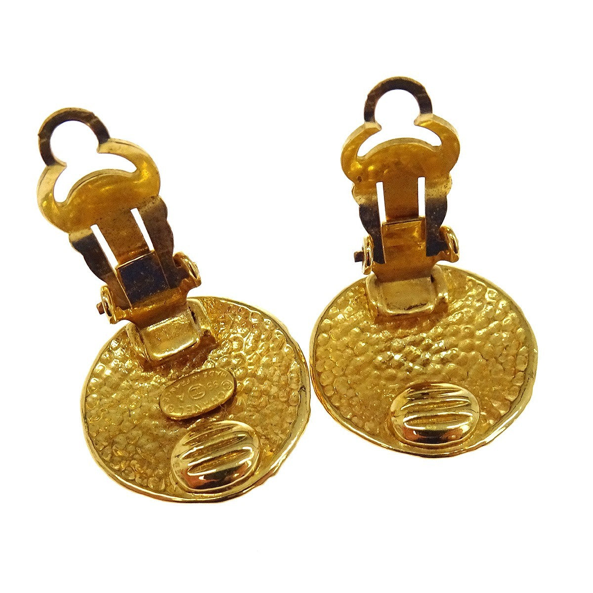 Chanel Vintage Round Cc Clip-On Metal Gold Gold_Plated Earrings Jewelry (Pre-Owned)