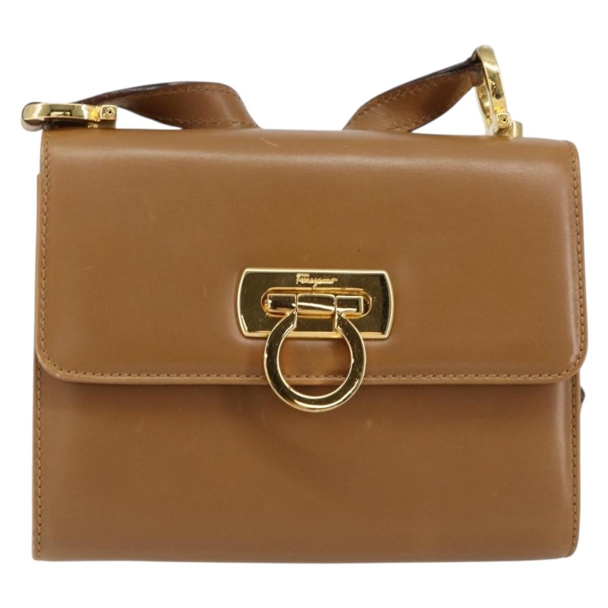 Salvatore Ferragamo Gancini Leather Brown Leather Shoulder Bag Bag (Pre-Owned)