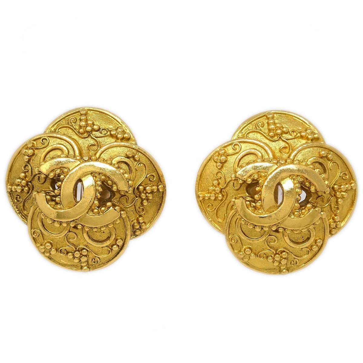 Chanel Clover Round Clip-On Metal Gold Gold_Plated Earrings Jewelry (Pre-Owned)