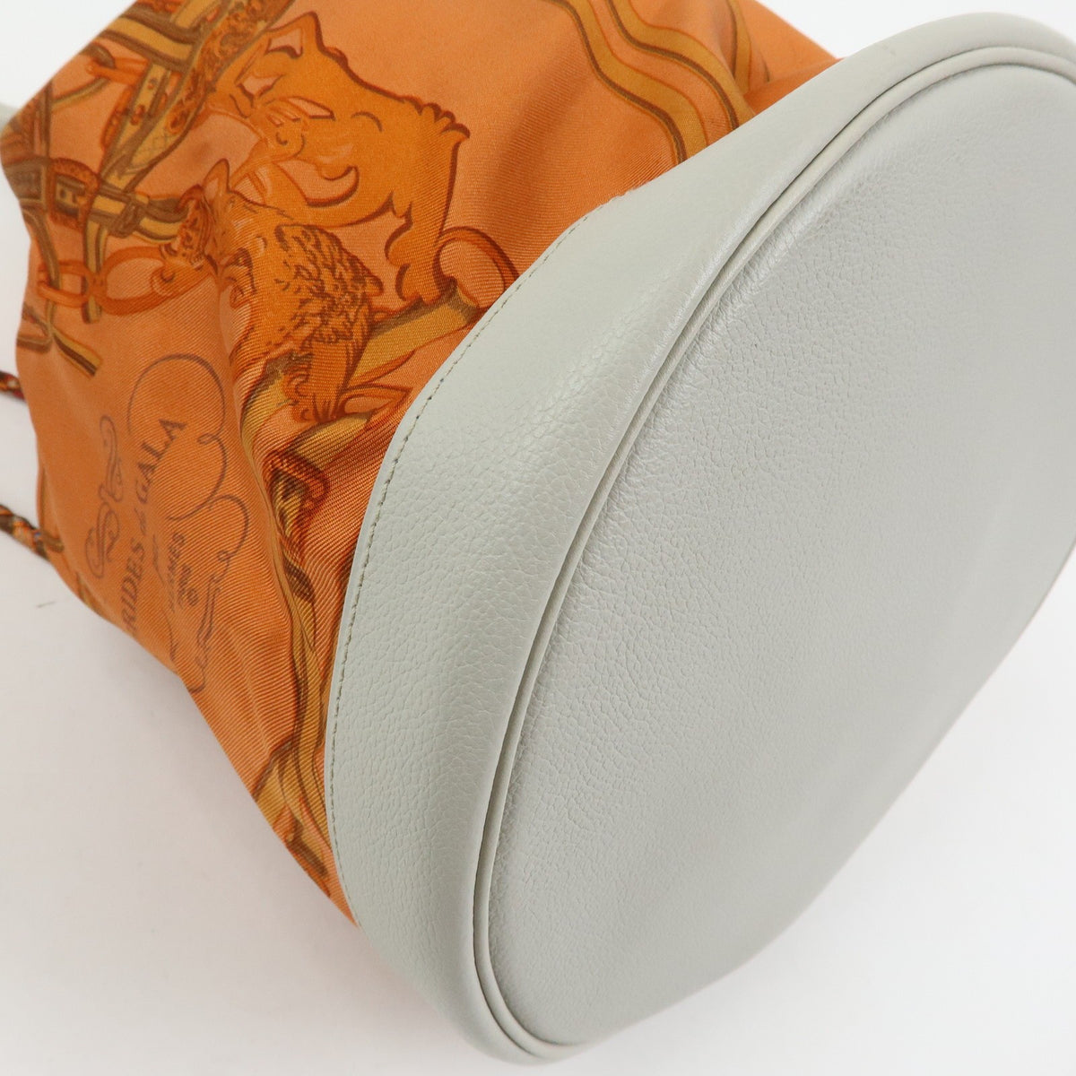Hermes Soie Cool Printed Silk And Calfskin Orange Silk Handbag (Pre-Owned)