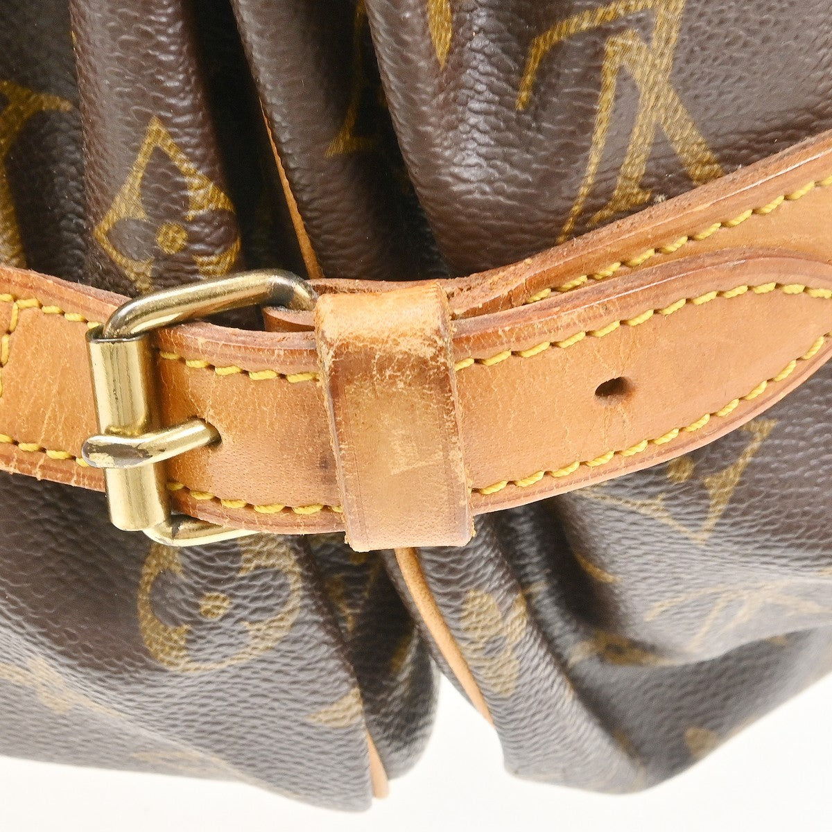 Louis Vuitton Saumur Monogram Canvas Brown Canvas Shoulder Bag Bag (Pre-Owned)