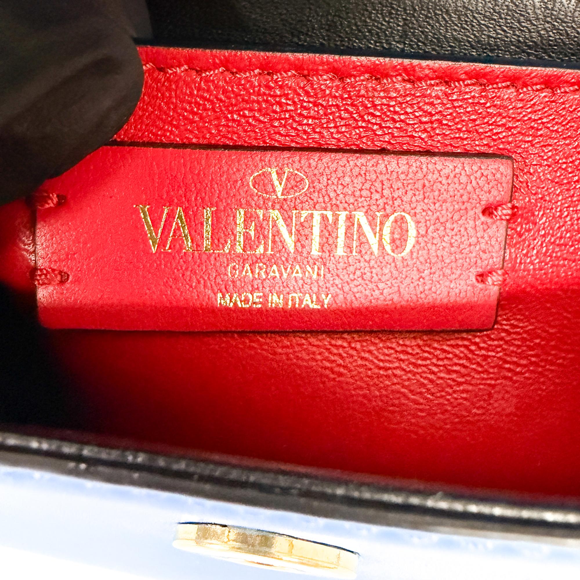 Valentino Garavani Supervee Leather Blue Leather Crossbody Bag Bag (Pre-Owned)