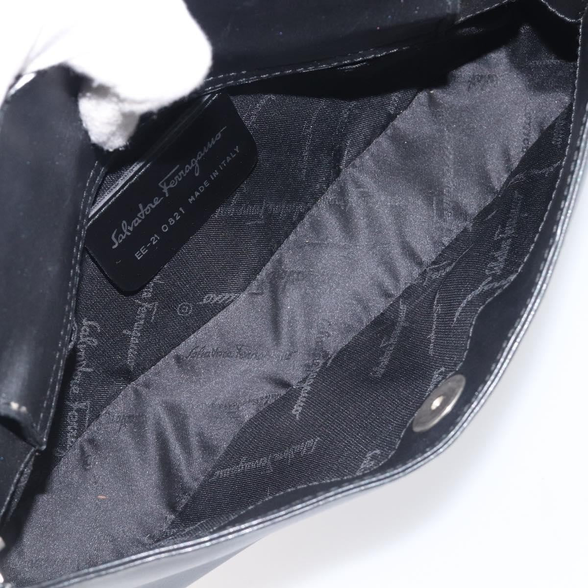 Salvatore Ferragamo Gancini Leather Black Leather Shoulder Bag Bag (Pre-Owned)