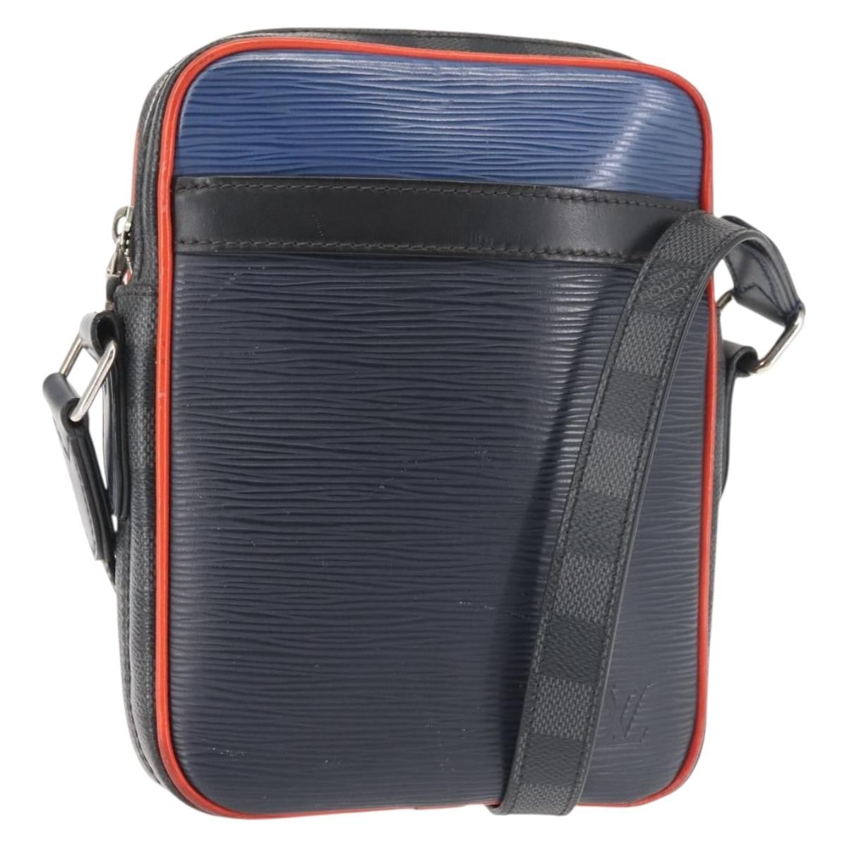 Louis Vuitton Danube Epi Leather Navy Leather Bag (Pre-Owned)