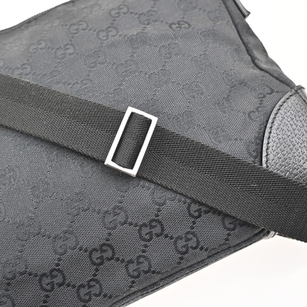 Gucci Joy Messenger Gg Canvas And Leather Black Canvas Shoulder Bag Bag (Pre-Owned)