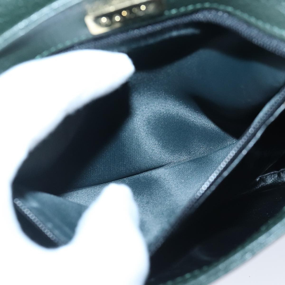 Bally Vintage Leather Green Leather Shoulder Bag Bag (Pre-Owned)
