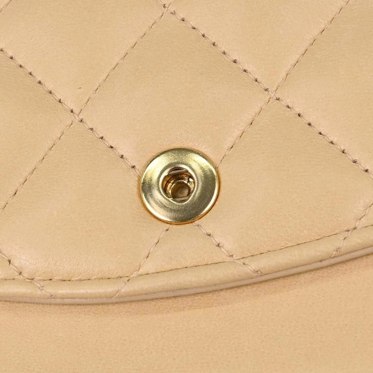 Chanel Classic Double Flap Quilted Lambskin Beige Leather Shoulder Bag Bag (Pre-Owned)