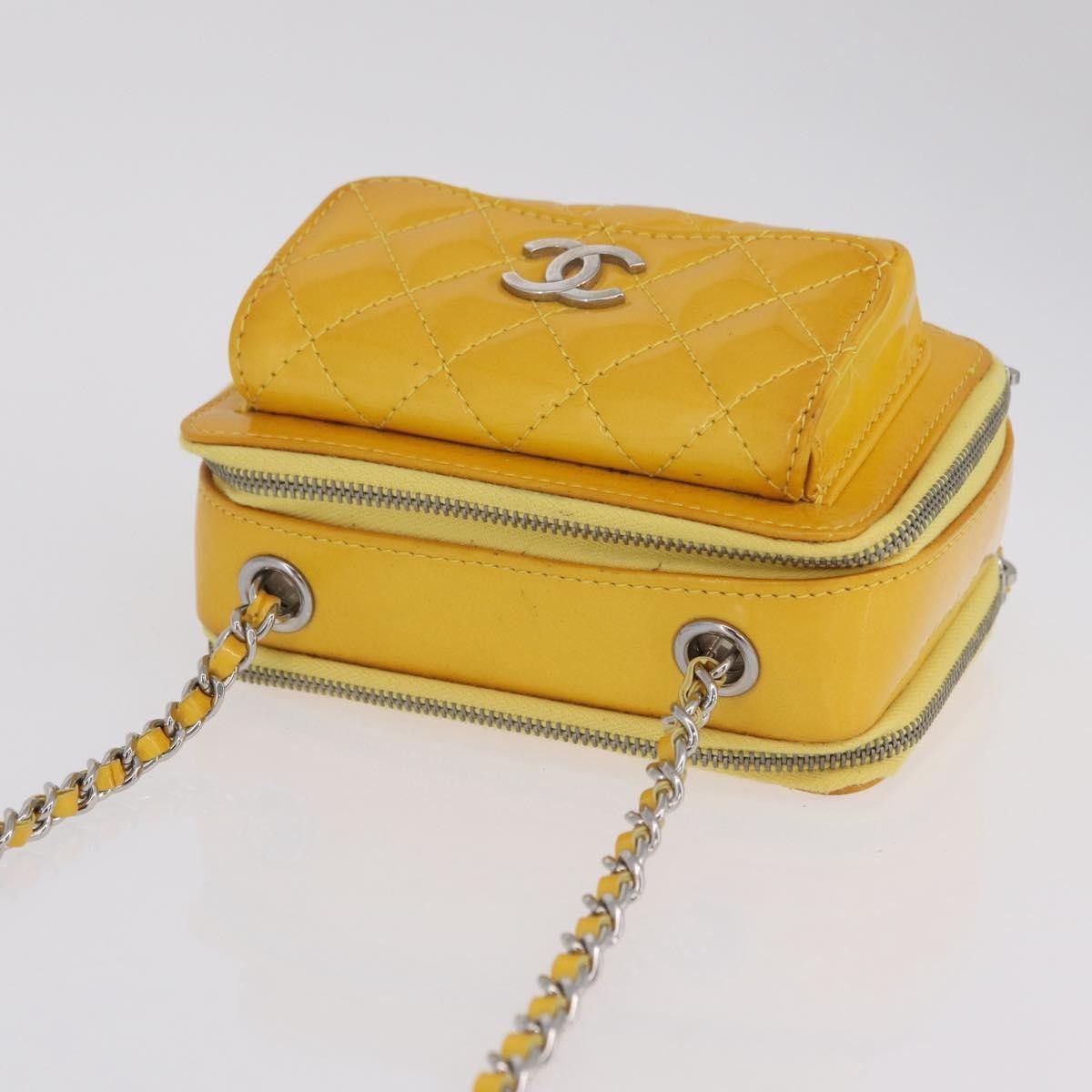 Chanel Pocket Box Camera Case Quilted Patent Yellow Patent_Leather Crossbody Bag Bag (Pre-Owned)