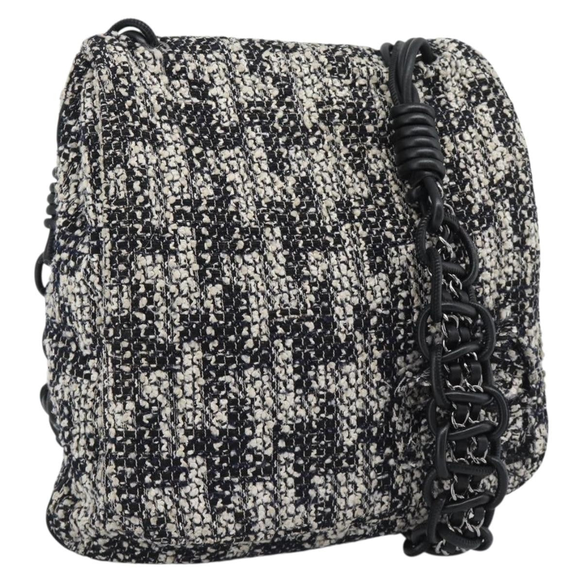 Chanel Camellia Messenger Tweed Black Tweed Shoulder Bag Bag (Pre-Owned)