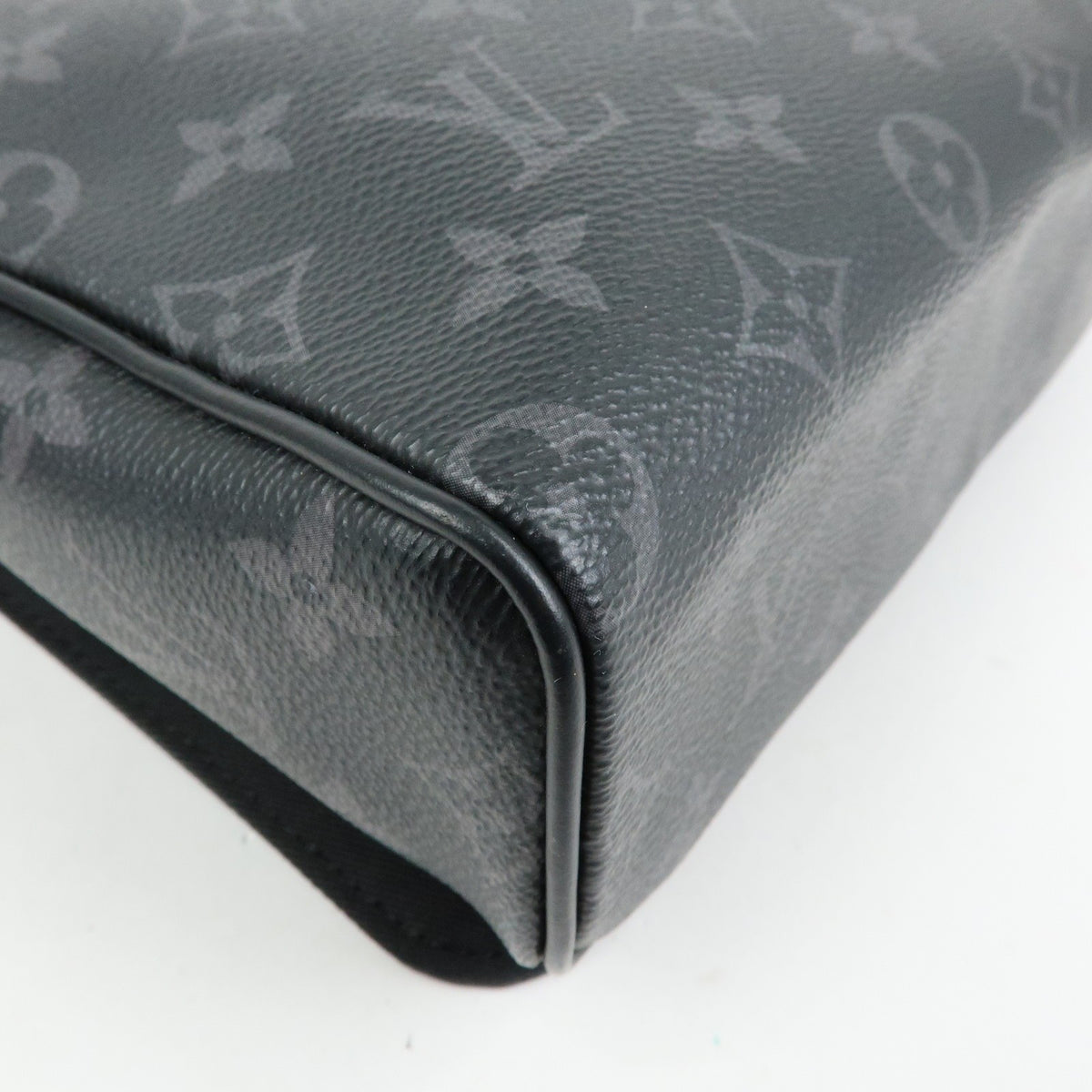 Louis Vuitton District Messenger Monogram Eclipse Canvas Gray Canvas Handbag (Pre-Owned)