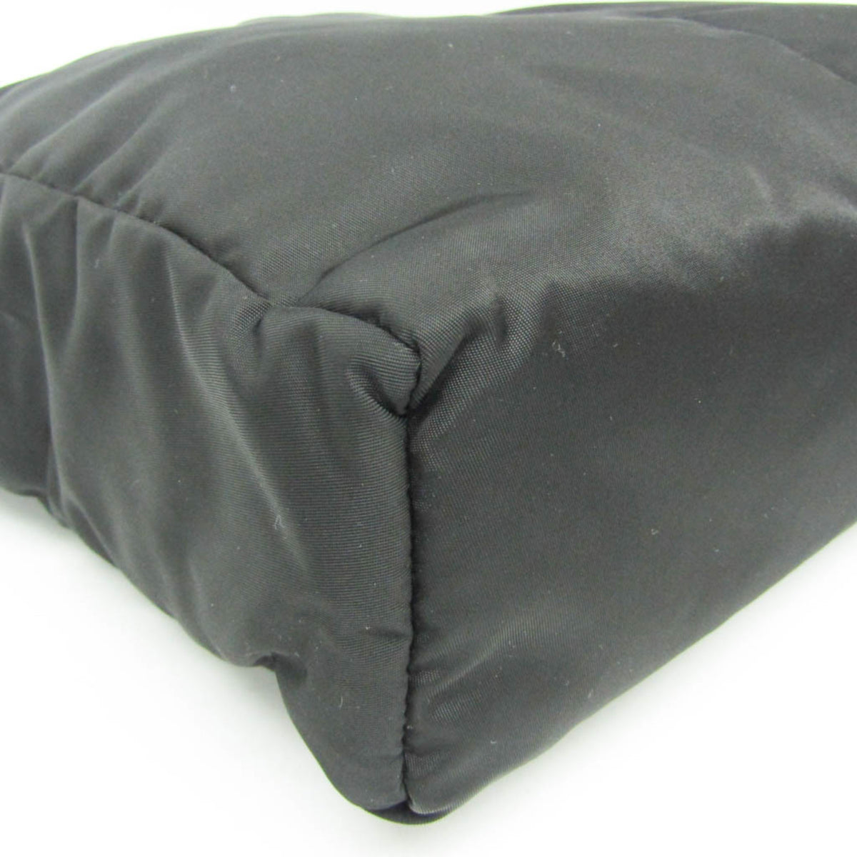 Bottega Veneta Vintage Clutch Nylon Black Nylon Clutche & Pouche Bag (Pre-Owned)
