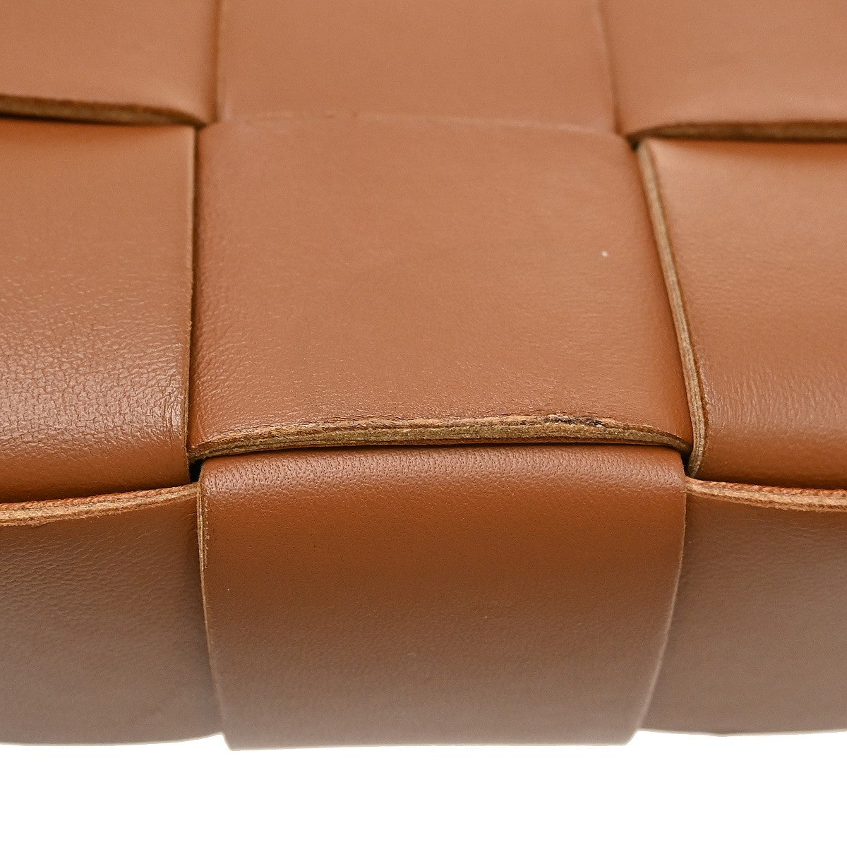 Bottega Veneta Cassette Convertible Tote Maxi Intrecciato Leather Brown Leather Shoulder Bag Bag (Pre-Owned)